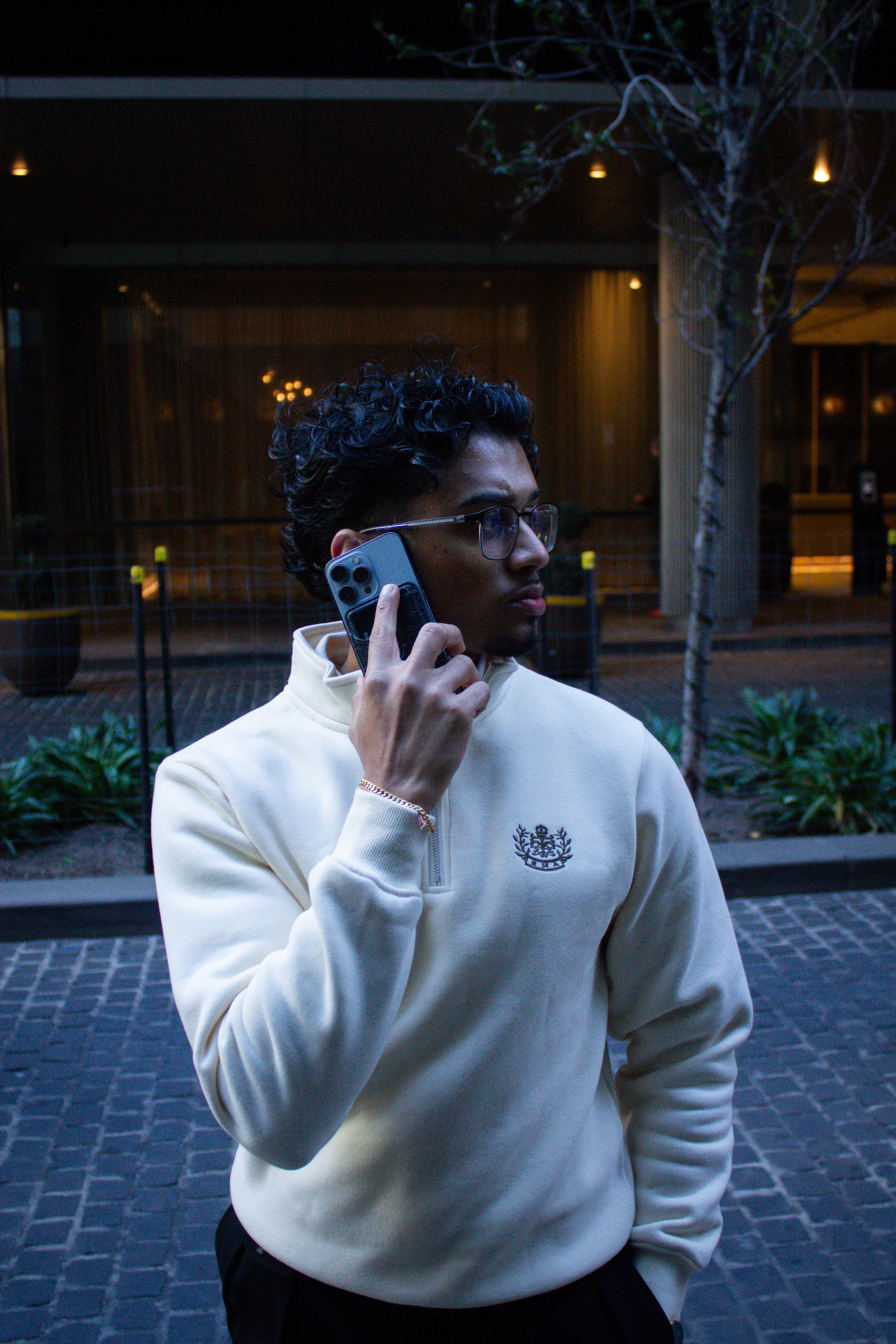 The Manor Zip Ivory